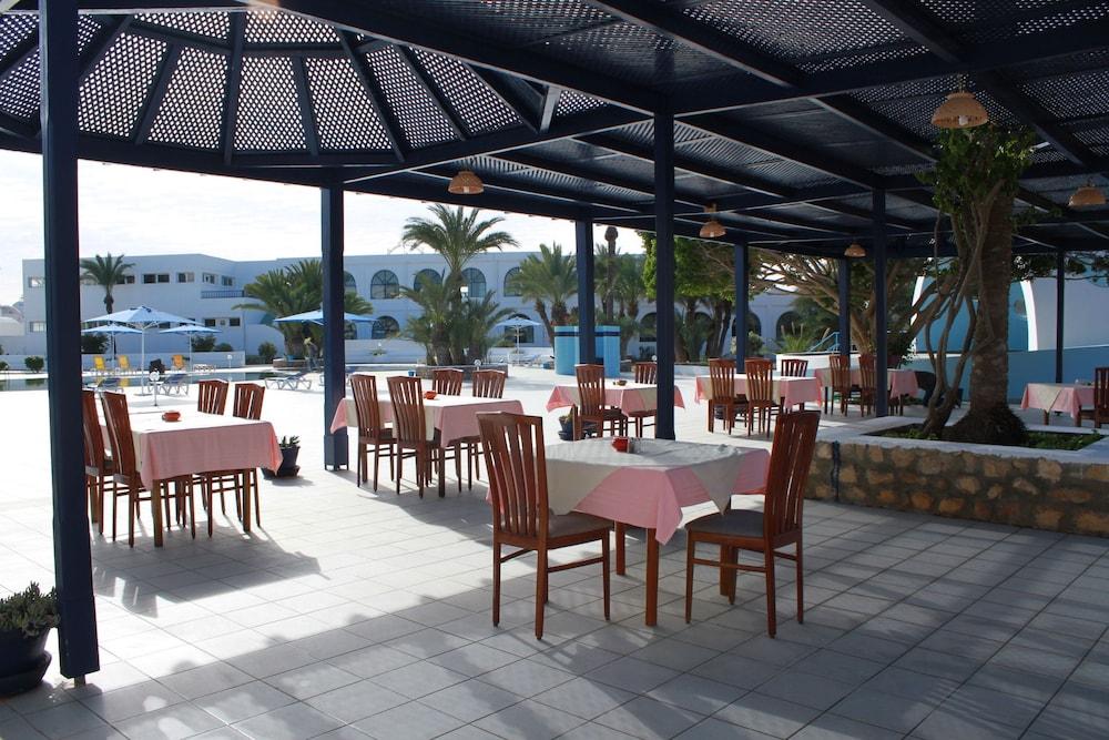 Le Grand Hotels Des Thermes Mezraia ภายนอก รูปภาพ