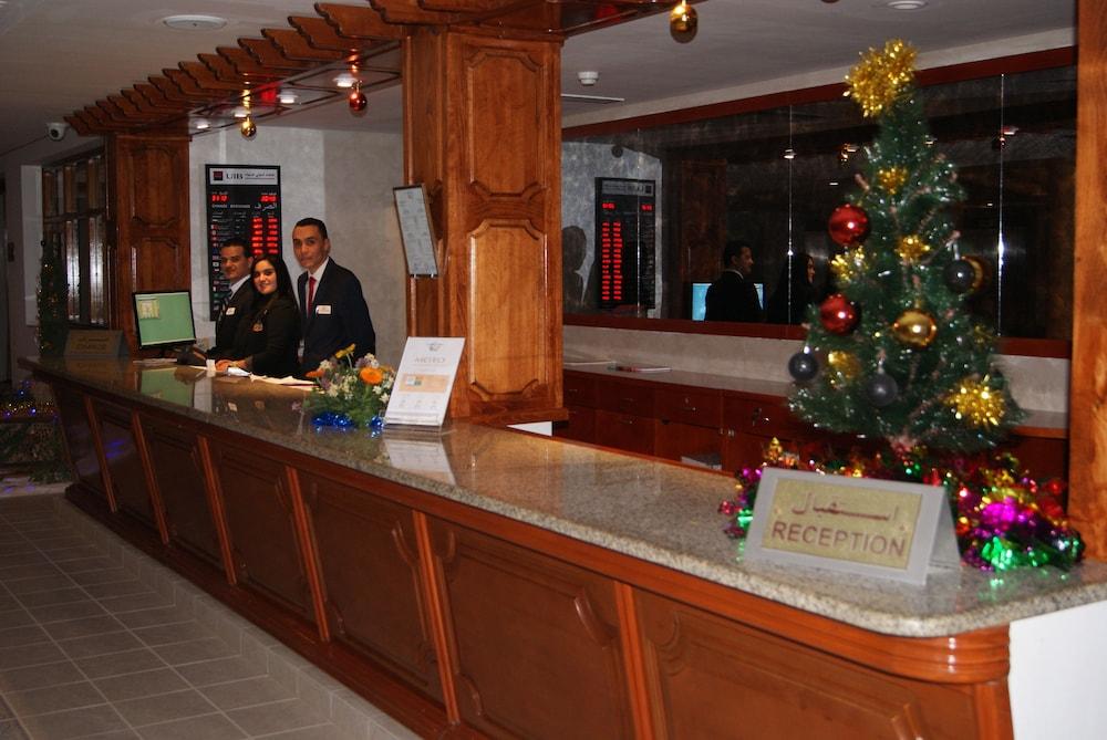 Le Grand Hotels Des Thermes Mezraia ภายนอก รูปภาพ